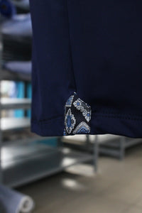 T-Shirt Blu tessuto tecnico taschino fantasia damascato blu